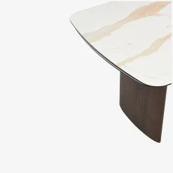 Hot Fesinos Petits Espaces|Tables