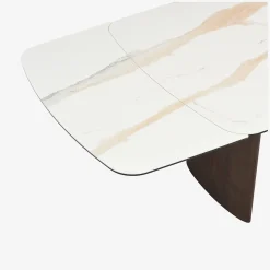 Hot Fesinos Petits Espaces|Tables