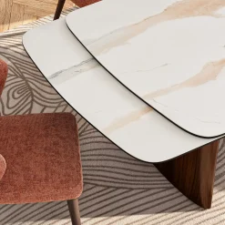 Hot Fesinos Petits Espaces|Tables