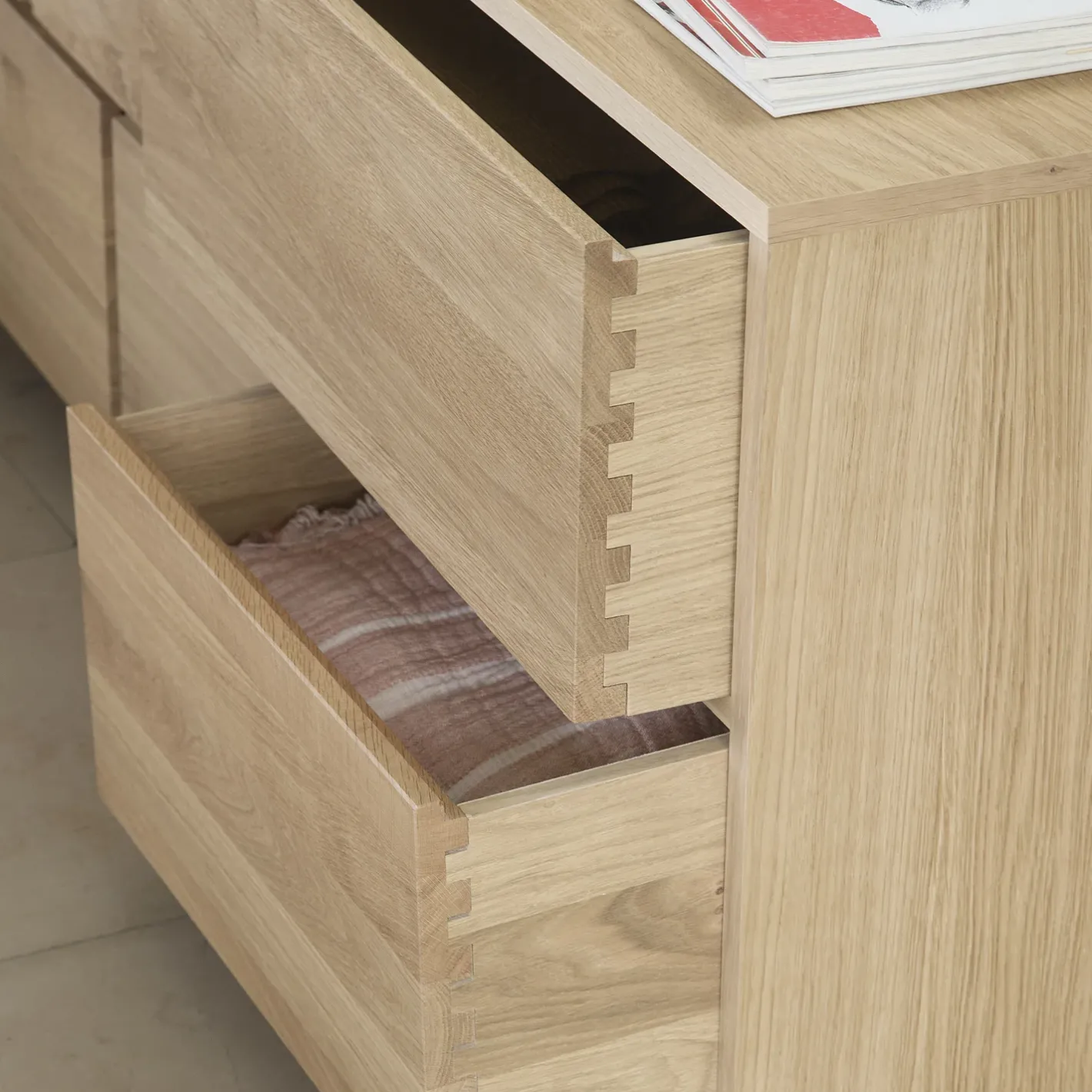 Hanita Commodes Et Chiffonniers